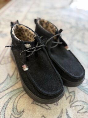 Hey Dude Women's Platform Boots with Leopard Lining